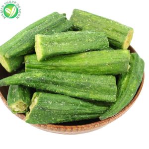 Okra chips smažené ve vakuu při nízké teplotě
